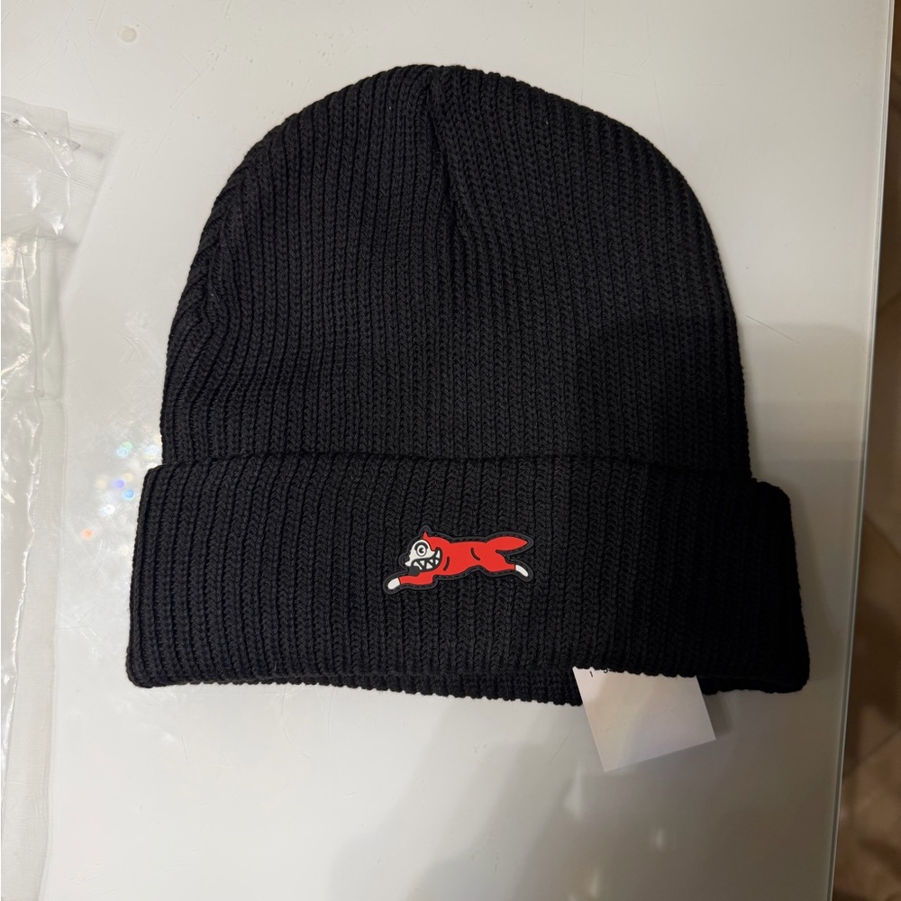 Ice cream Igloo knit cap black new with bag and tags !!!